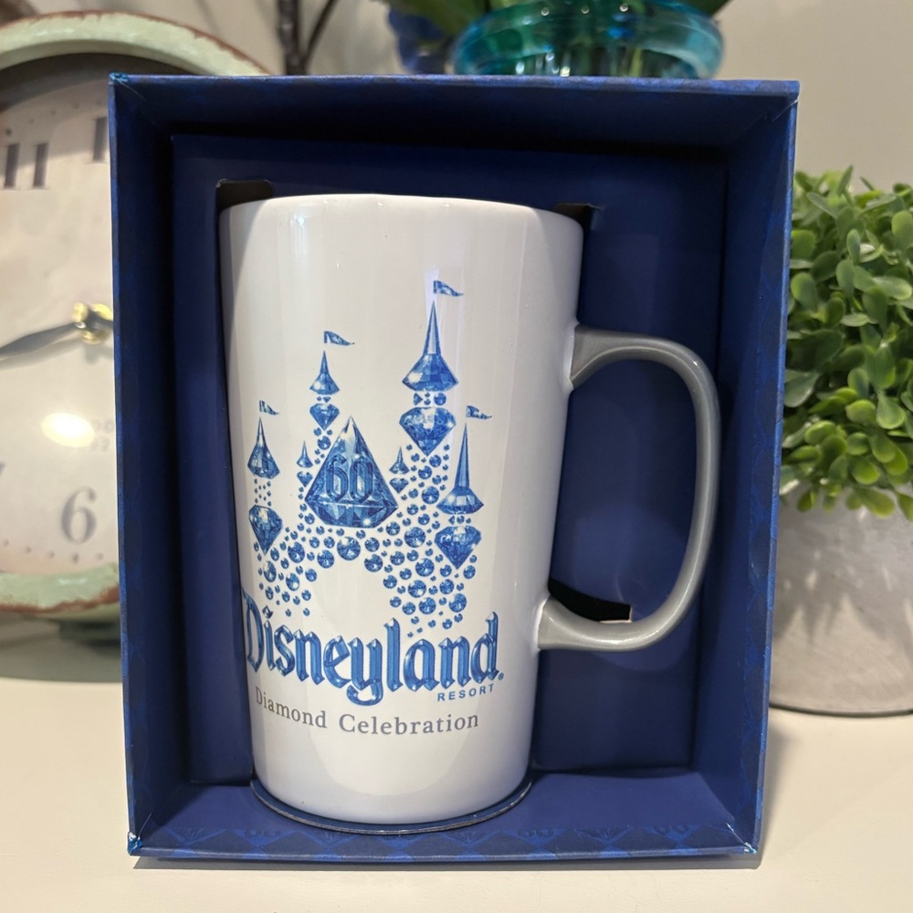 Disneyland 60th Anniversary Diamond Celebration 16 fl oz Ceramic Mug